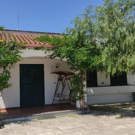 Villa del glicine Muro Leccese Exterior foto